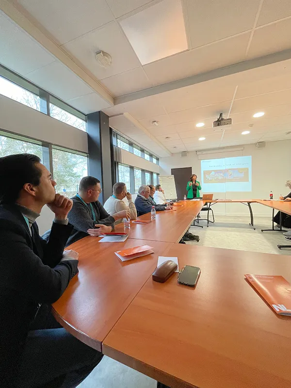 accueil-de-delegation-neerlandaise-sur-l'hydrogene-2e-edition_nextmove.fr_1.webp