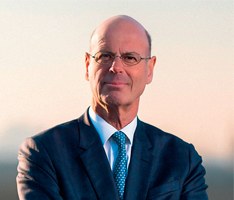 eric-lombard_ministre-economie_nextmove.fr_book-success-stories.png